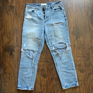 Distress mom jean